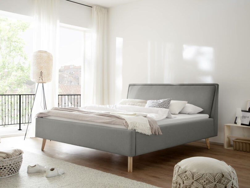 Čalúnená posteľ deria 160 x 200 cm svetlosivá