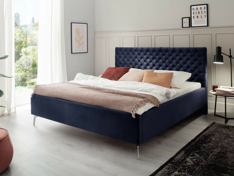 Čalúnená posteľ oliver s úložným priestorom 180 x 200 cm modrá