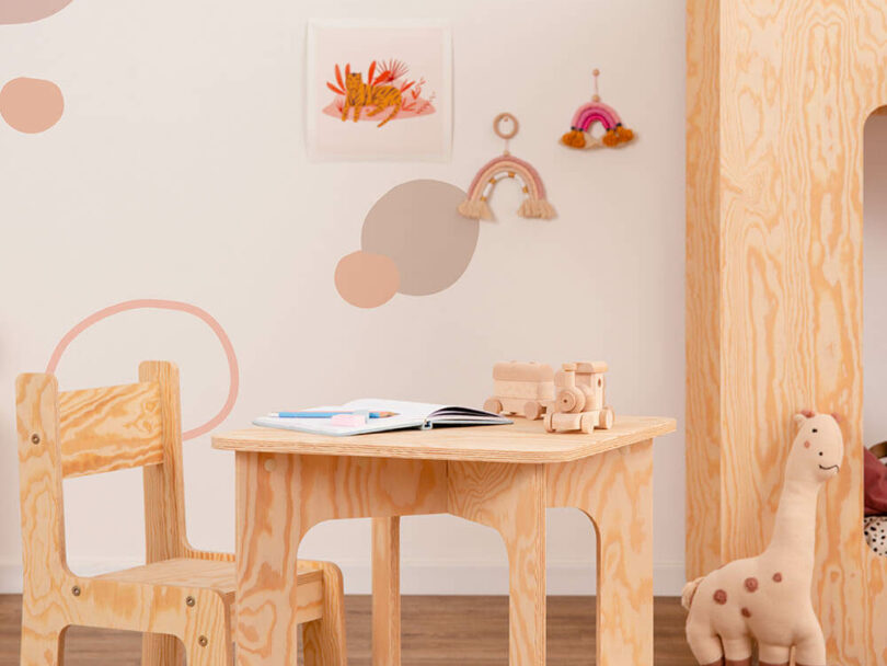 Detský stôl so stoličkou mima prírodný